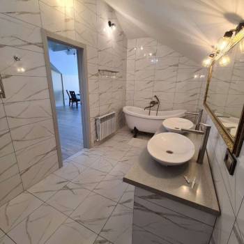 Продается Нежилое помещение, 1200 м²