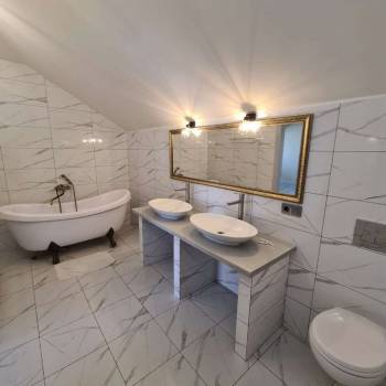 Продается Нежилое помещение, 1200 м²