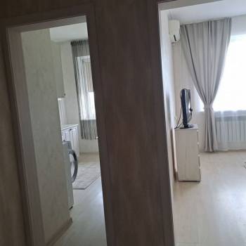 Сдается 1-комнатная квартира, 40 м²