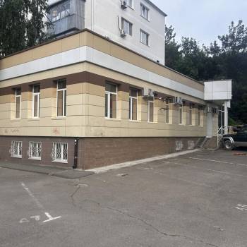 Сдается Нежилое помещение, 80 м²