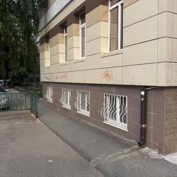 Сдается Нежилое помещение, 80 м²