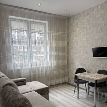 Продается 1-комнатная квартира, 36 м²