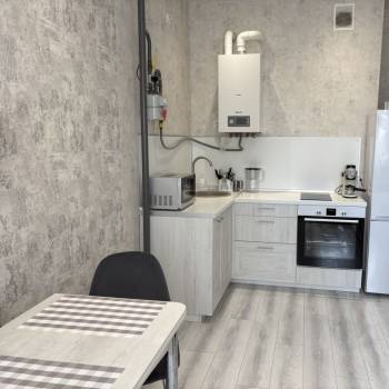 Продается 1-комнатная квартира, 36 м²