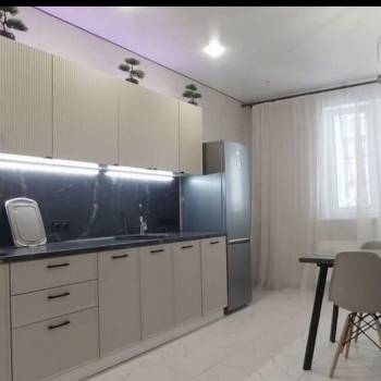 Сдается 2-х комнатная квартира, 72 м²