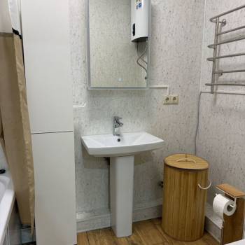 Сдается Многокомнатная квартира, 84 м²