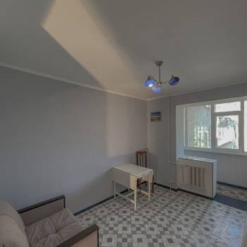 Продается 1-комнатная квартира, 46 м²
