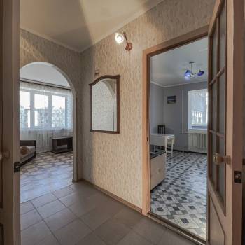 Продается 1-комнатная квартира, 46 м²
