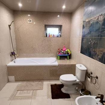 Продается Дом, 190 м²