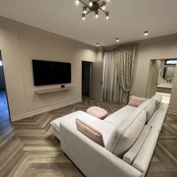 Продается Многокомнатная квартира, 95,2 м²