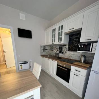 Сдается 1-комнатная квартира, 35 м²