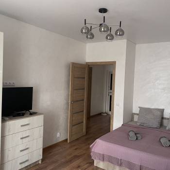 Продается 1-комнатная квартира, 38 м²
