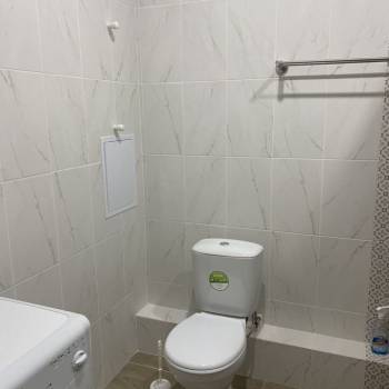 Продается 1-комнатная квартира, 38 м²