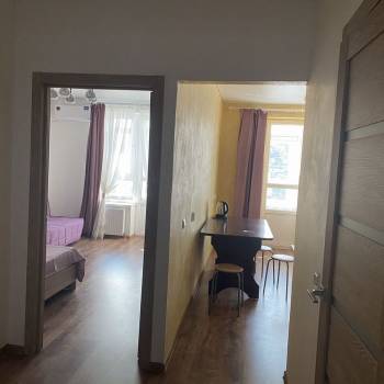 Продается 1-комнатная квартира, 38 м²