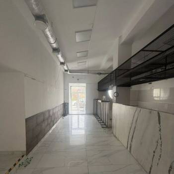 Сдается Нежилое помещение, 150 м²