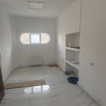 Сдается Нежилое помещение, 150 м²