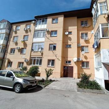 Продается 1-комнатная квартира, 41 м²