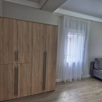 Сдается 1-комнатная квартира, 43 м²