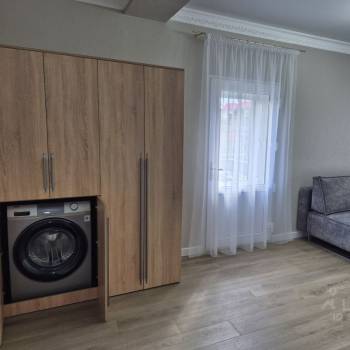 Сдается 1-комнатная квартира, 43 м²