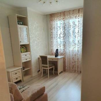Продается Многокомнатная квартира, 120 м²