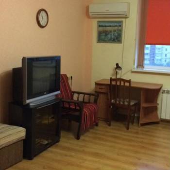Продается 1-комнатная квартира, 50,8 м²