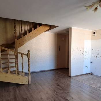 Продается 3-х комнатная квартира, 108,9 м²