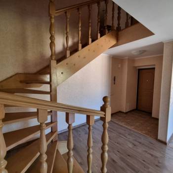 Продается 3-х комнатная квартира, 108,9 м²