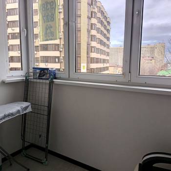 Продается 1-комнатная квартира, 39 м²