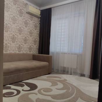 Продается 1-комнатная квартира, 37,5 м²