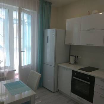 Продается 1-комнатная квартира, 37,4 м²