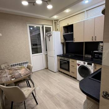 Продается 1-комнатная квартира, 38,3 м²