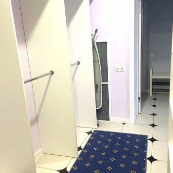 Продается 1-комнатная квартира, 60 м²