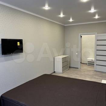 Сдается 1-комнатная квартира, 45 м²