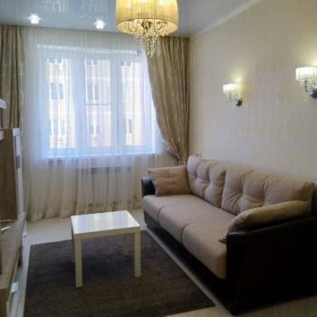 Продается 1-комнатная квартира, 38 м²