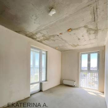 Продается 1-комнатная квартира, 42 м²