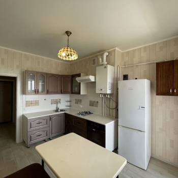 Продается 1-комнатная квартира, 36 м²
