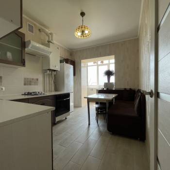 Продается 1-комнатная квартира, 36 м²