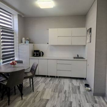 Продается 1-комнатная квартира, 36 м²