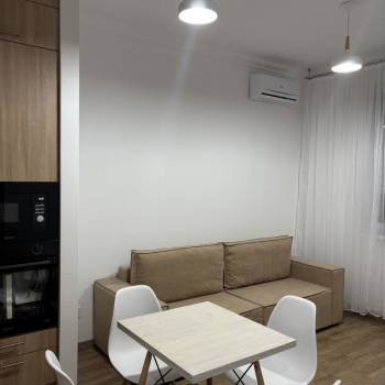 Сдается 1-комнатная квартира, 35,8 м²