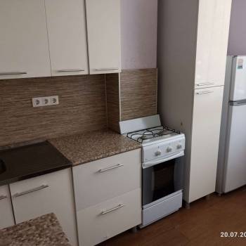 Продается 1-комнатная квартира, 36 м²
