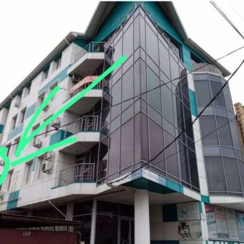 Продается 1-комнатная квартира, 36 м²