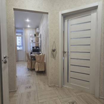 Продается 1-комнатная квартира, 46 м²