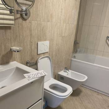 Сдается Многокомнатная квартира, 90 м²