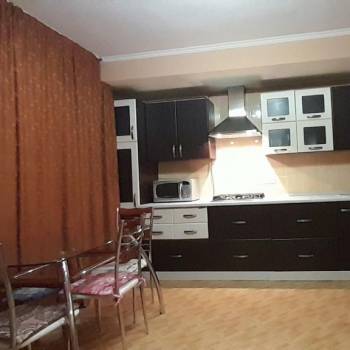 Сдается 2-х комнатная квартира, 80 м²