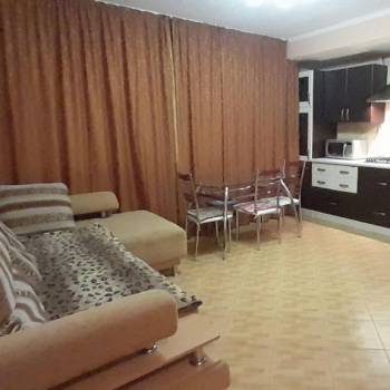 Сдается 2-х комнатная квартира, 80 м²