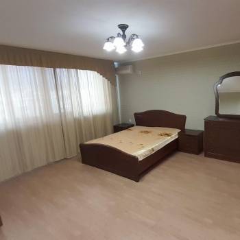 Сдается 2-х комнатная квартира, 80 м²
