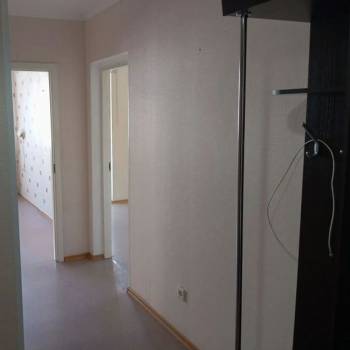 Продается 1-комнатная квартира, 42 м²