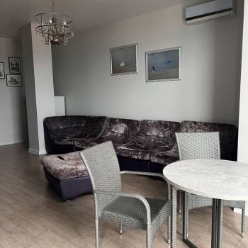Сдается 2-х комнатная квартира, 77,4 м²