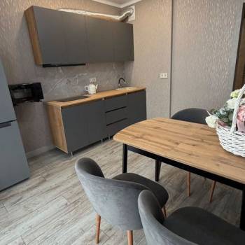 Сдается 2-х комнатная квартира, 58 м²