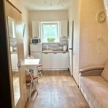 Продается 1-комнатная квартира, 12,6 м²