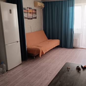 Сдается 1-комнатная квартира, 51 м²